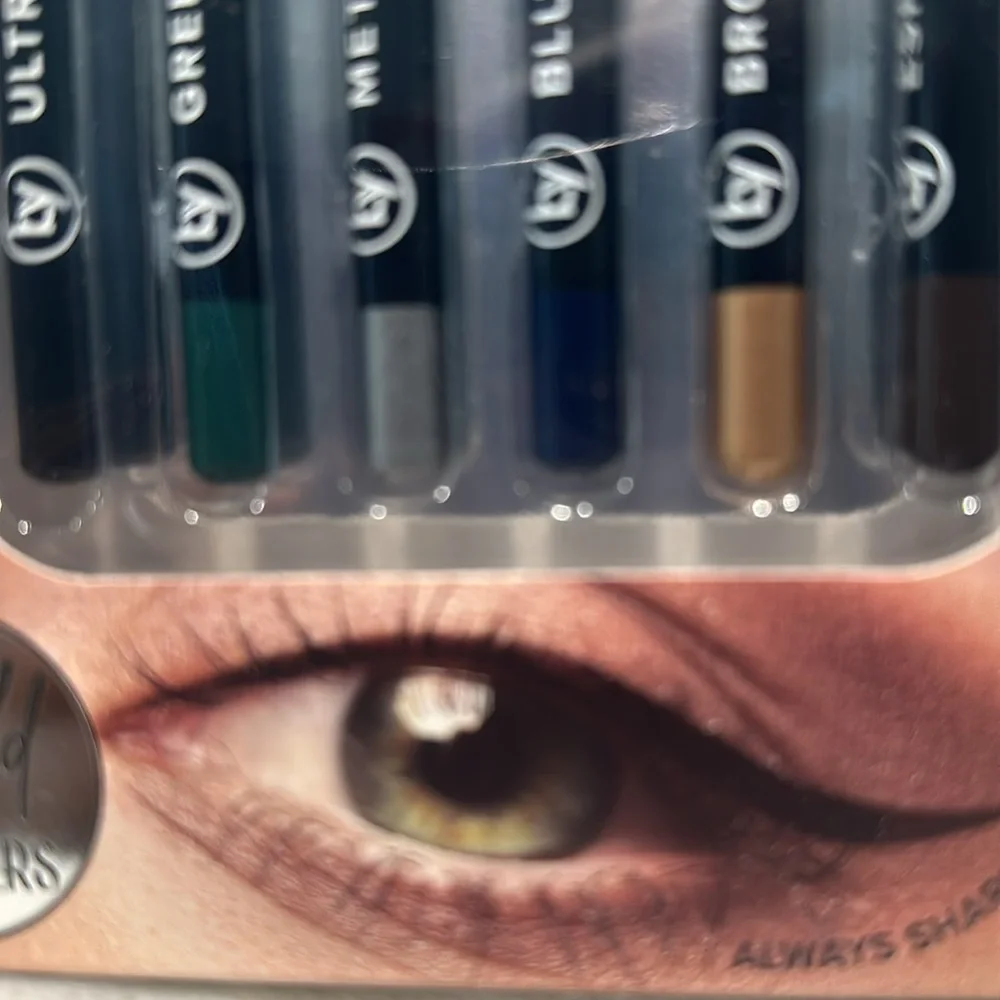 Beautifully You Ultimate 6 Bold EyeLiner Set in black, green, metallic, blue.